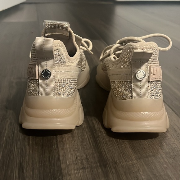 Steve Madden Blush crystal sneakers - Picture 5 of 11
